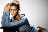bar-refaeli-1440x900-34134.jpg